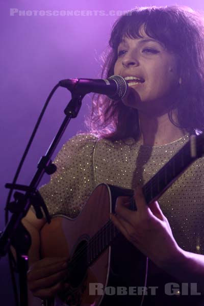 JESCA HOOP - 2010-03-29 - PARIS - La Maroquinerie - 